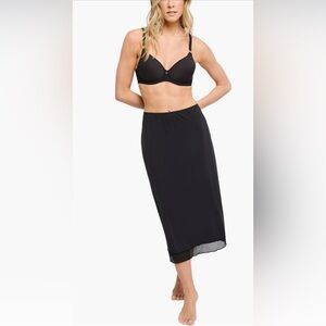 Montelle Intimates Midi Half Slip Black NWOT
